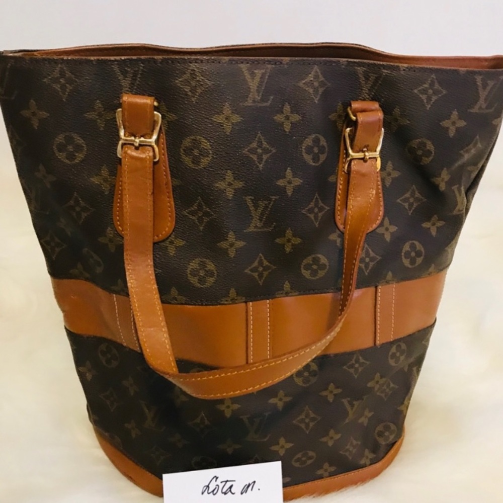 *SOLD* Authentic Louis Vuitton French Co bucket